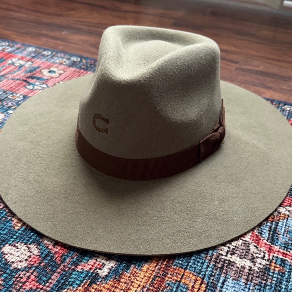 Chic Olive Green Cowgirl Hat with Brown Band